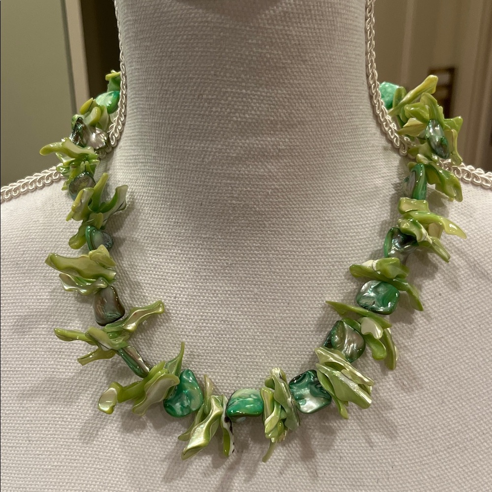 Green Shell Necklace - image 2